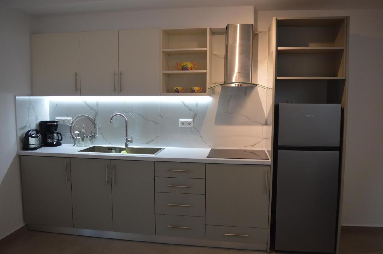 Despina'S House Apartment สเกียธอสทาวน์ ภายนอก รูปภาพ