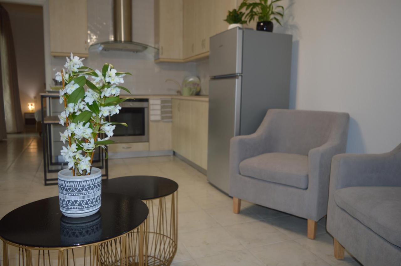 Despina'S House Apartment สเกียธอสทาวน์ ภายนอก รูปภาพ