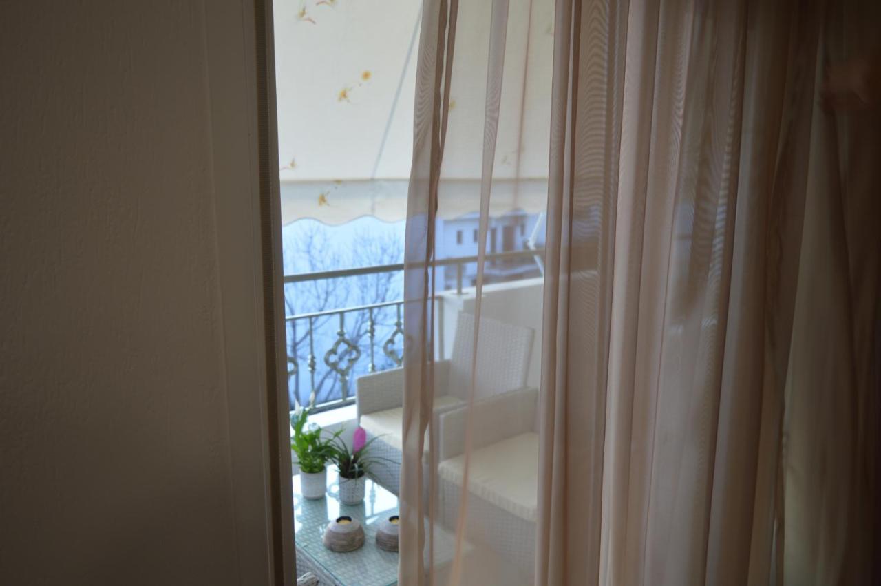 Despina'S House Apartment สเกียธอสทาวน์ ภายนอก รูปภาพ